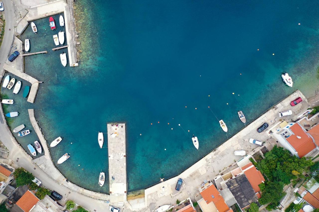 Villa Relax , With Seaview And Two Pools Near Beach Starigrad  Buitenkant foto