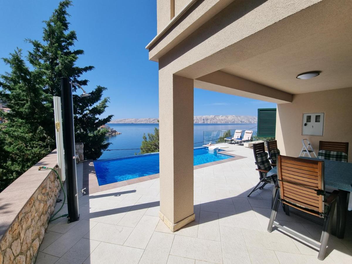 Villa Relax , With Seaview And Two Pools Near Beach Starigrad  Buitenkant foto